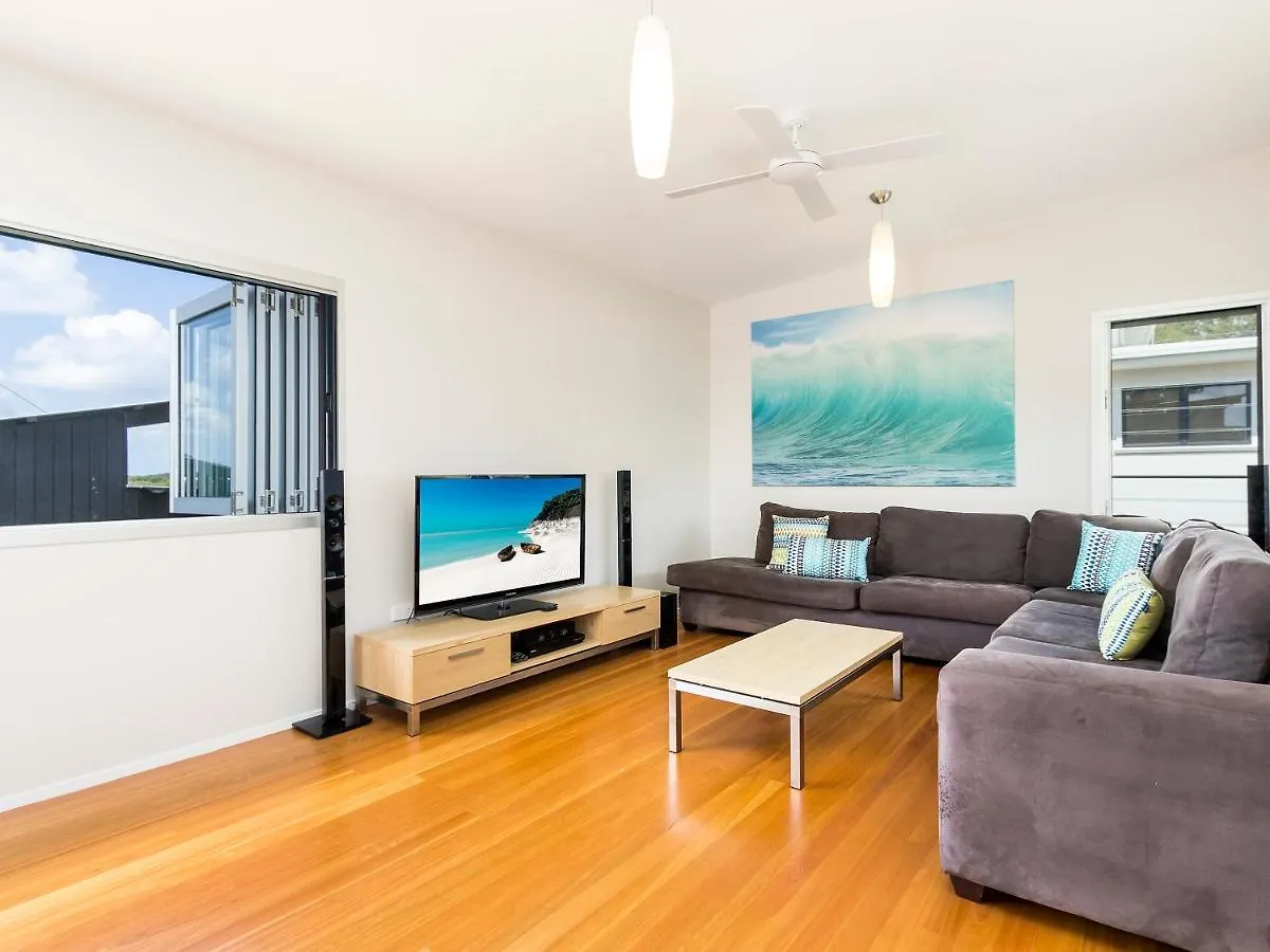 Willa 7 Roseby Court Point Lookout