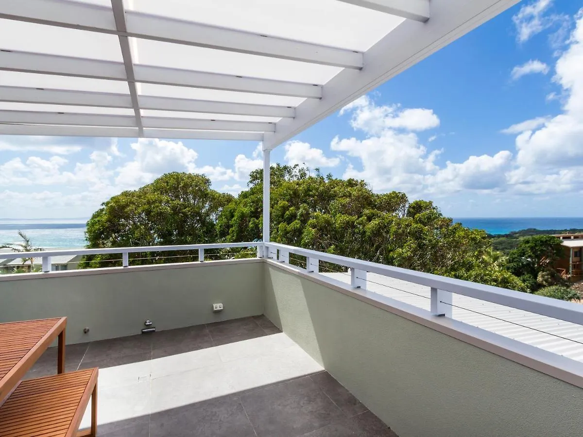 Willa 7 Roseby Court Point Lookout